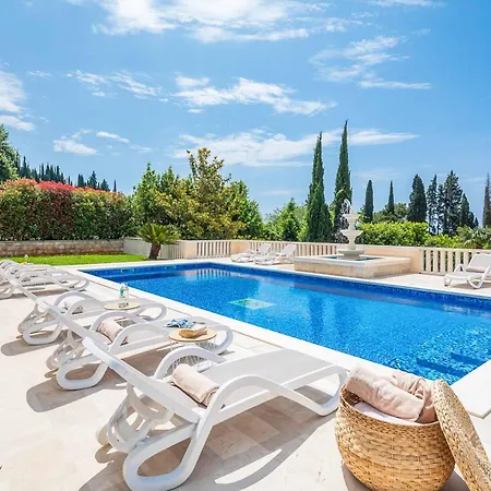 Emerald Shores Trsteno