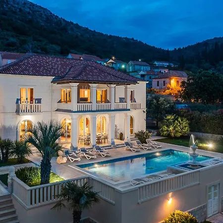 Villa Emerald Shores *