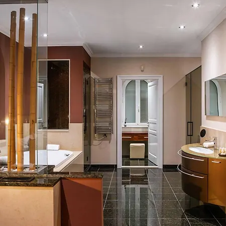 Emerald Shores Villa