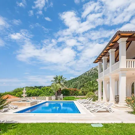 Emerald Shores *